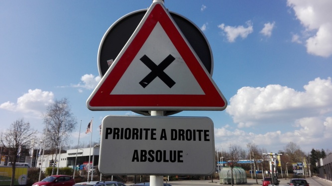 pierwszenstwo prawa
