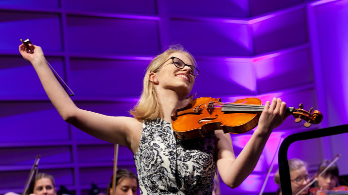 Młoda polska skrzypaczka, Oliwia Bujnowicz z koncertem w Luksemburgu